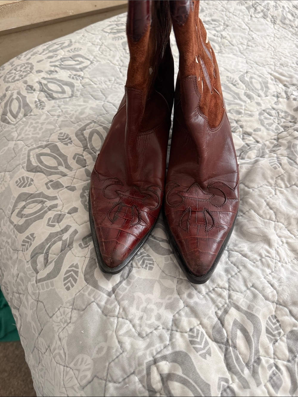 Vaneli Burgundy Two-Tone Western Ankle Boots